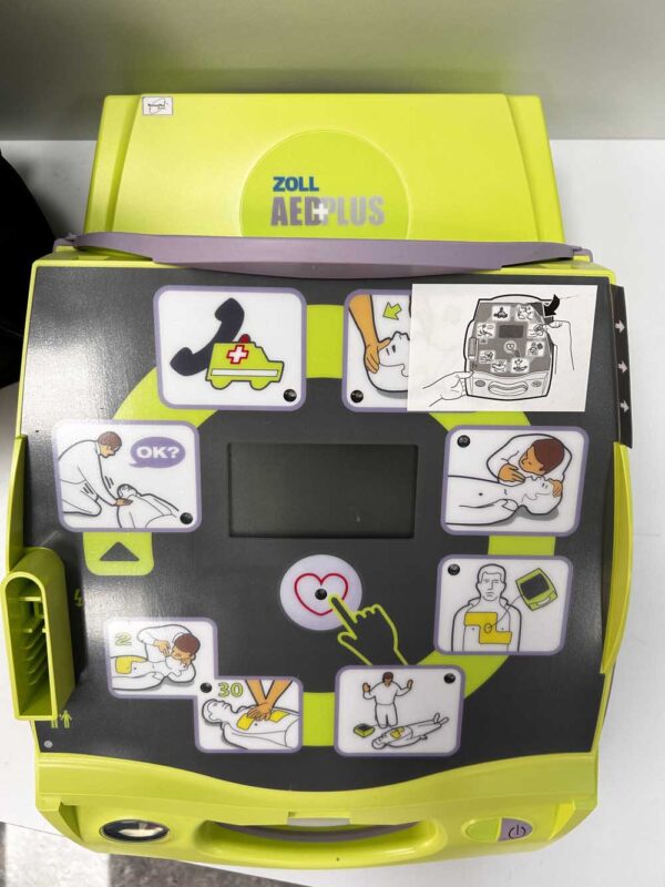 Defibrillatore semi-automatico Zoll AED-PLUS